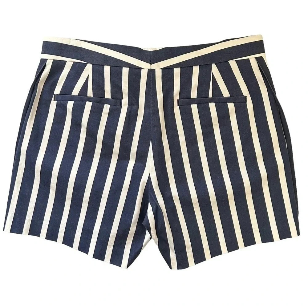 Banana Republic Ryan Shorts Blue White Stripes Gold Buttons Size 0 - Picture 13 of 14